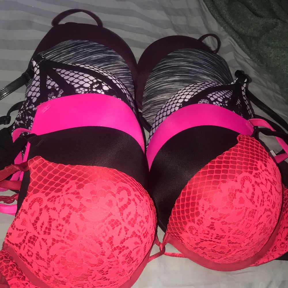 Vs/Pink Bras - image 1